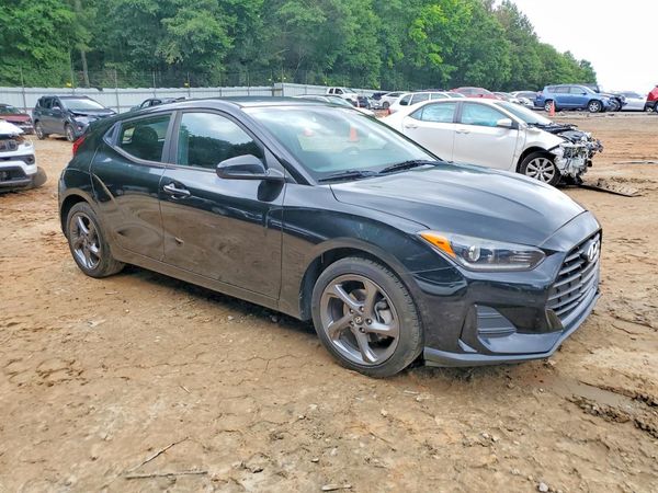 2019 HYUNDAI VELOSTER 2.0L and 2.0L Premium — Passenger 3/4