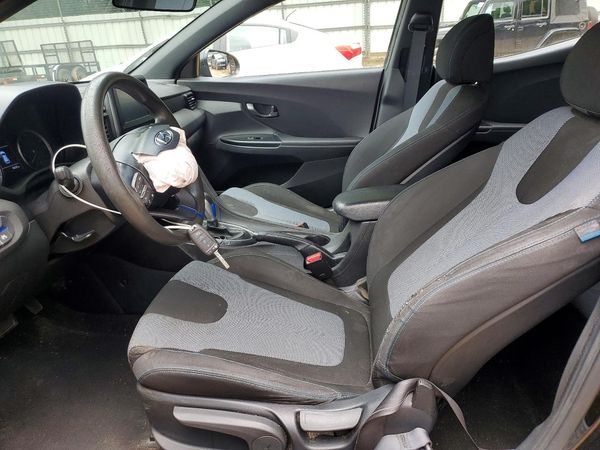 2019 HYUNDAI VELOSTER 2.0L and 2.0L Premium — DENT
