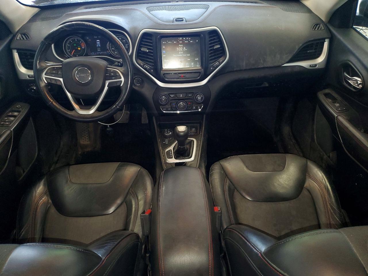 2017 JEEP CHEROKEE TRAILHAWK 4X4