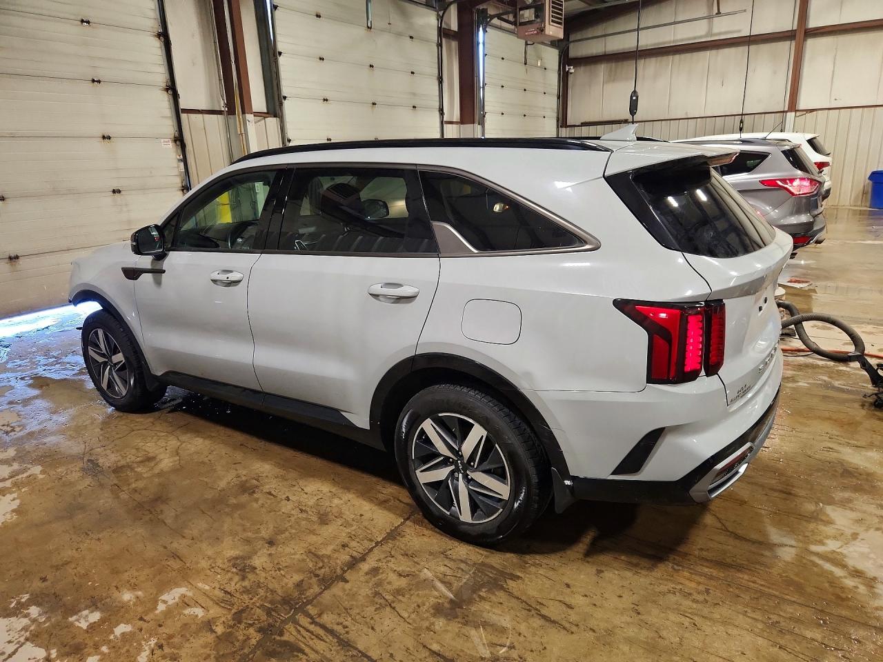 2022 KIA SORENTO EX