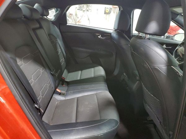 2023 KIA FORTE GT Line