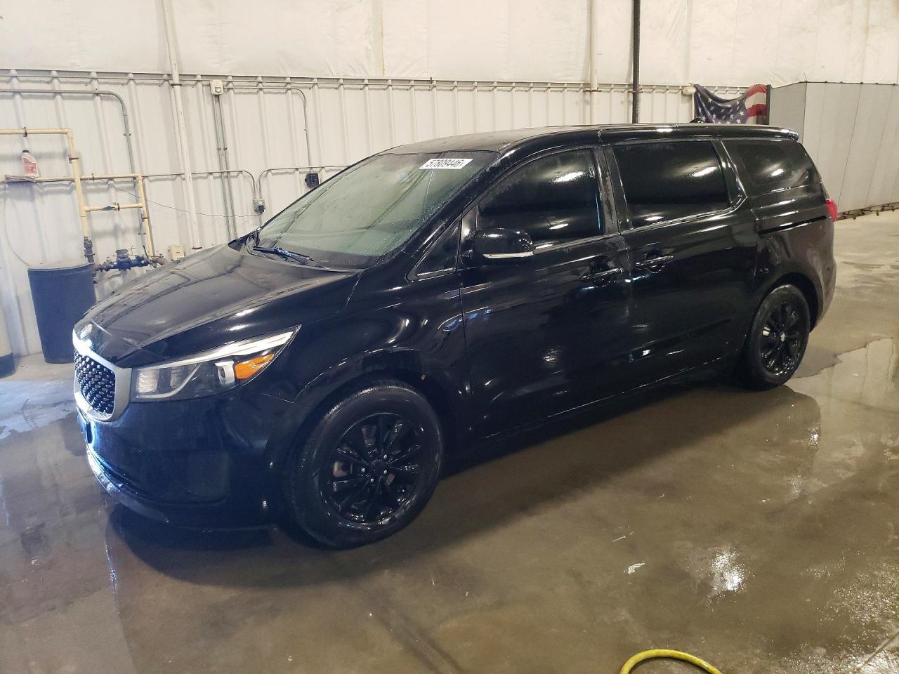 2018 KIA SEDONA L