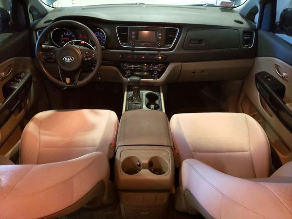 2018 KIA SEDONA L