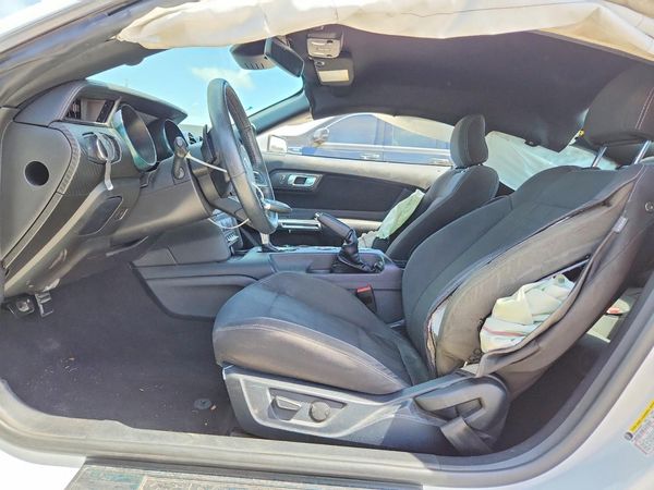 2021 FORD MUSTANG I4 Coupe