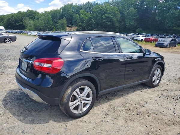 2018 MERCEDES-BENZ GLA GLA250-4M