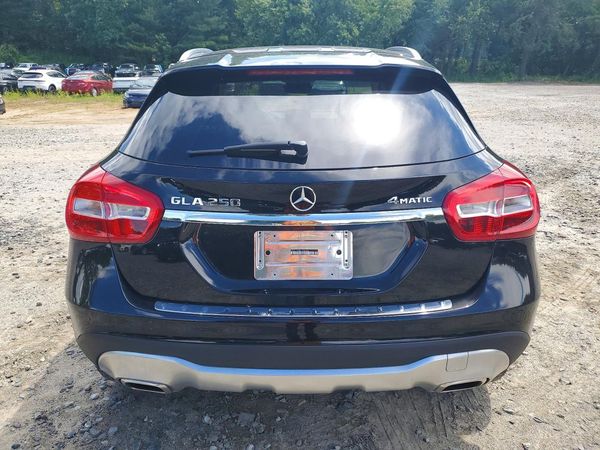 2018 MERCEDES-BENZ GLA GLA250-4M