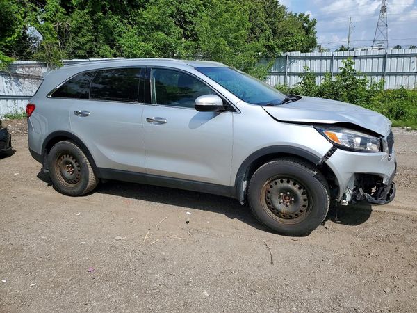 2017 KIA SORENTO