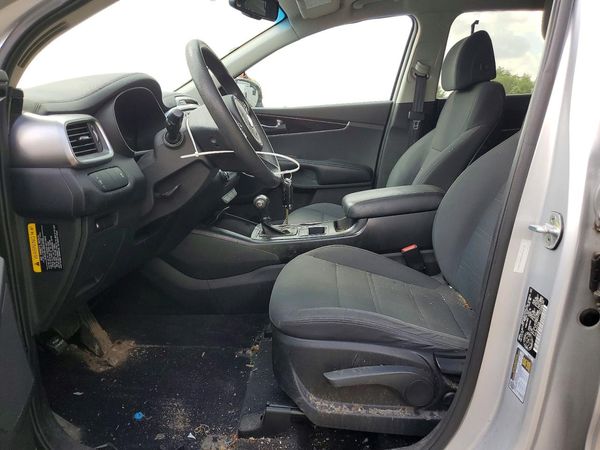 2017 KIA SORENTO