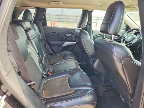 2018 JEEP CHEROKEE Latitude Plus