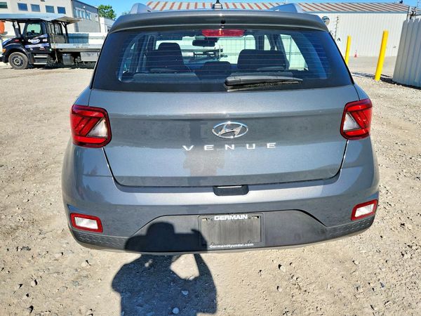 2024 HYUNDAI VENUE SEL / Limited