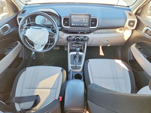 2024 HYUNDAI VENUE SEL / Limited