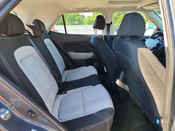 2024 HYUNDAI VENUE SEL / Limited