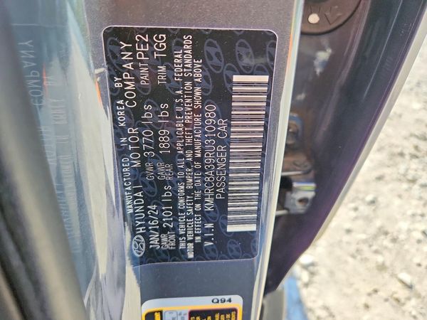 2024 HYUNDAI VENUE SEL / Limited