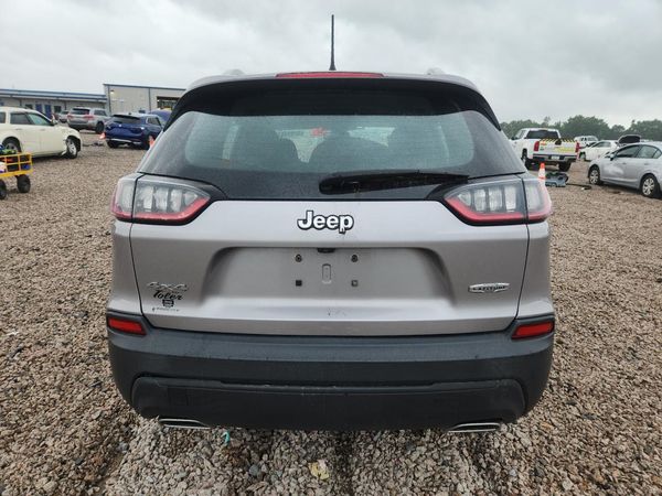 2019 JEEP CHEROKEE LATITUDE 4X4