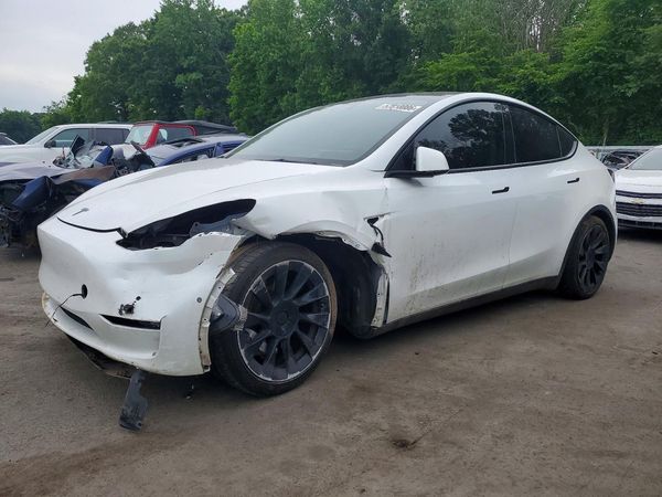 2022 TESLA MODEL Y