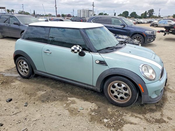 2012 MINI COOPER