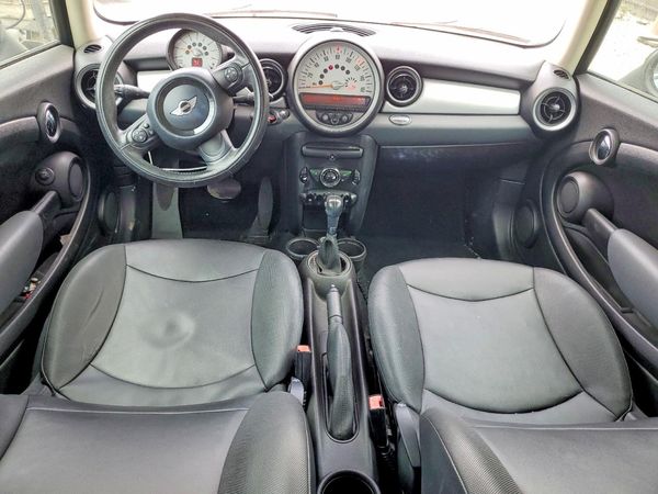 2012 MINI COOPER