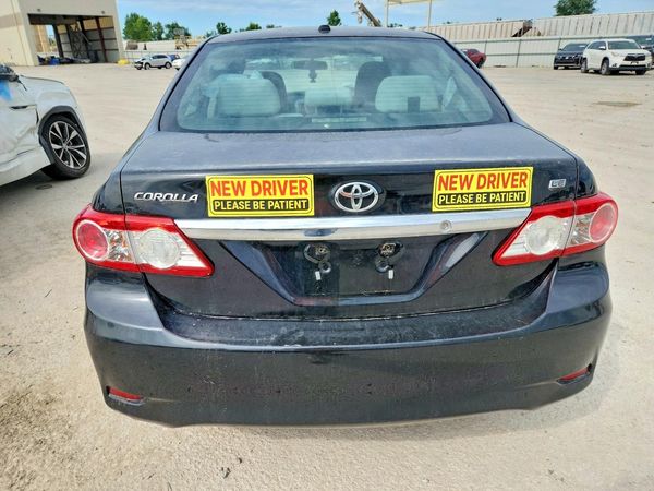 2013 TOYOTA COROLLA