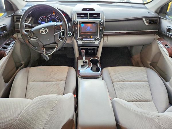 2014 TOYOTA CAMRY