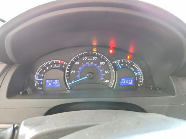 2014 TOYOTA CAMRY
