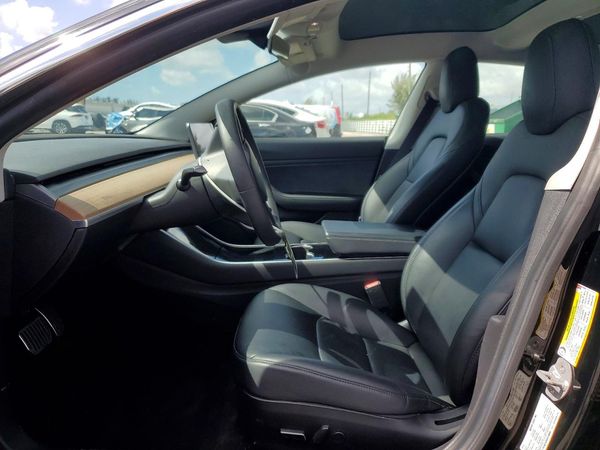 2019 TESLA MODEL 3