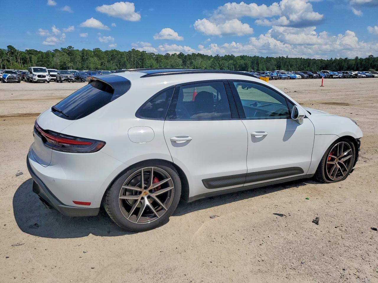 2025 PORSCHE MACAN S