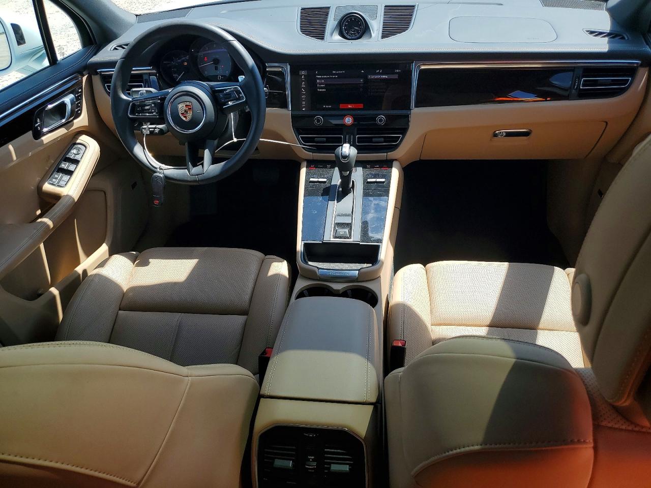2025 PORSCHE MACAN S