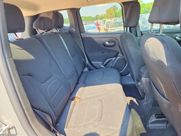 2019 JEEP RENEGADE LATITUDE 4X2
