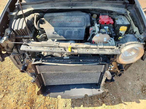 2019 JEEP RENEGADE LATITUDE 4X2