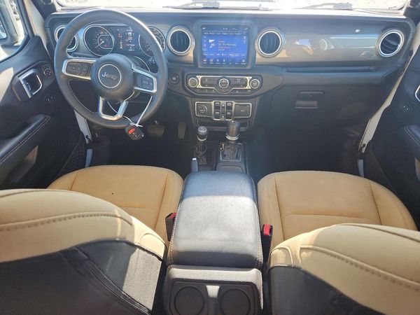 2023 JEEP WRANGLER Sahara