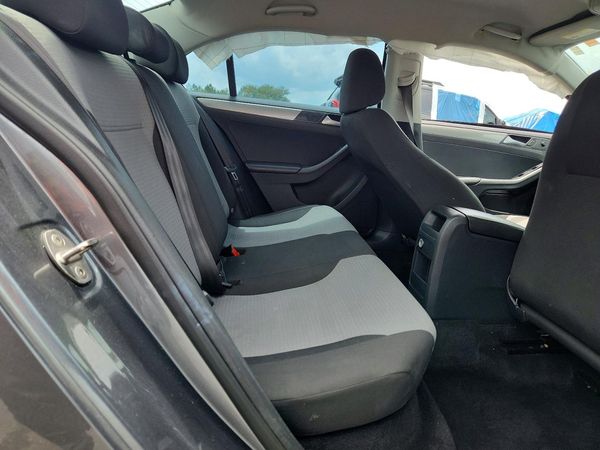 2018 VOLKSWAGEN JETTA S