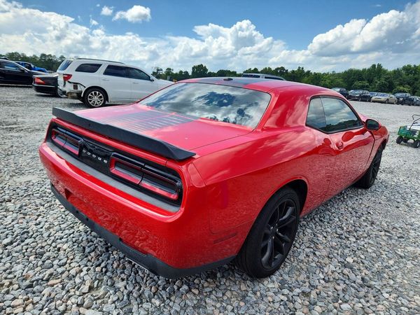 2016 DODGE CHALLENGER