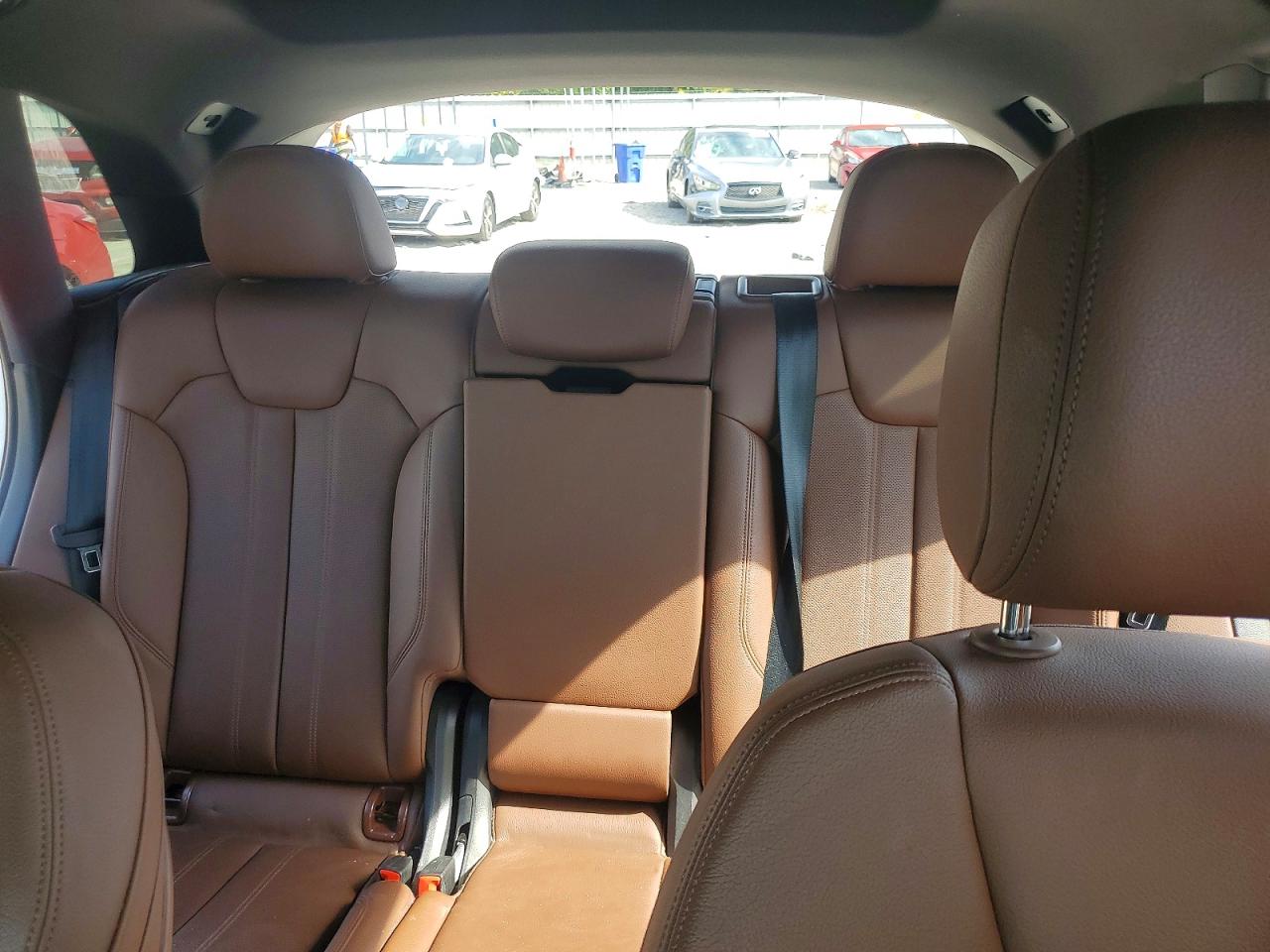 2018 AUDI Q5 quattro Premium Plus