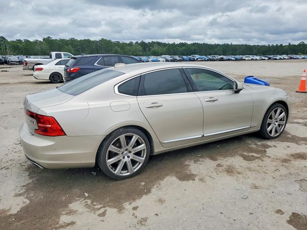 2017 VOLVO S90 Inscription