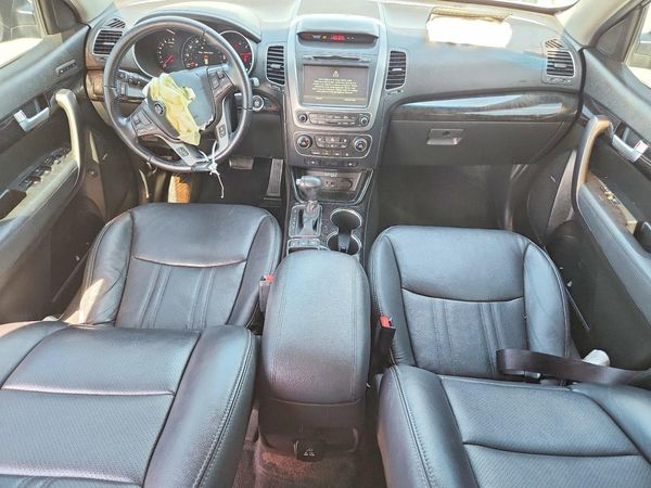 2015 KIA SORENTO