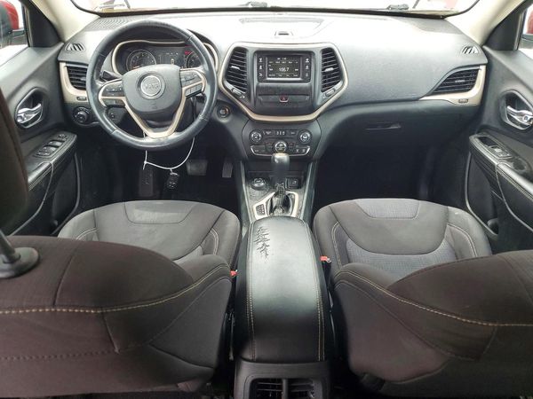 2015 JEEP CHEROKEE LATITUDE 4X4