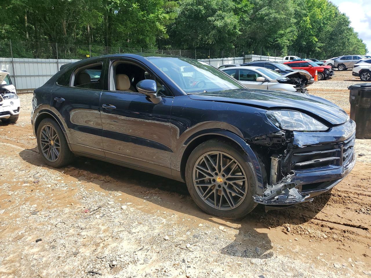 2024 PORSCHE CAYENNE Coupe