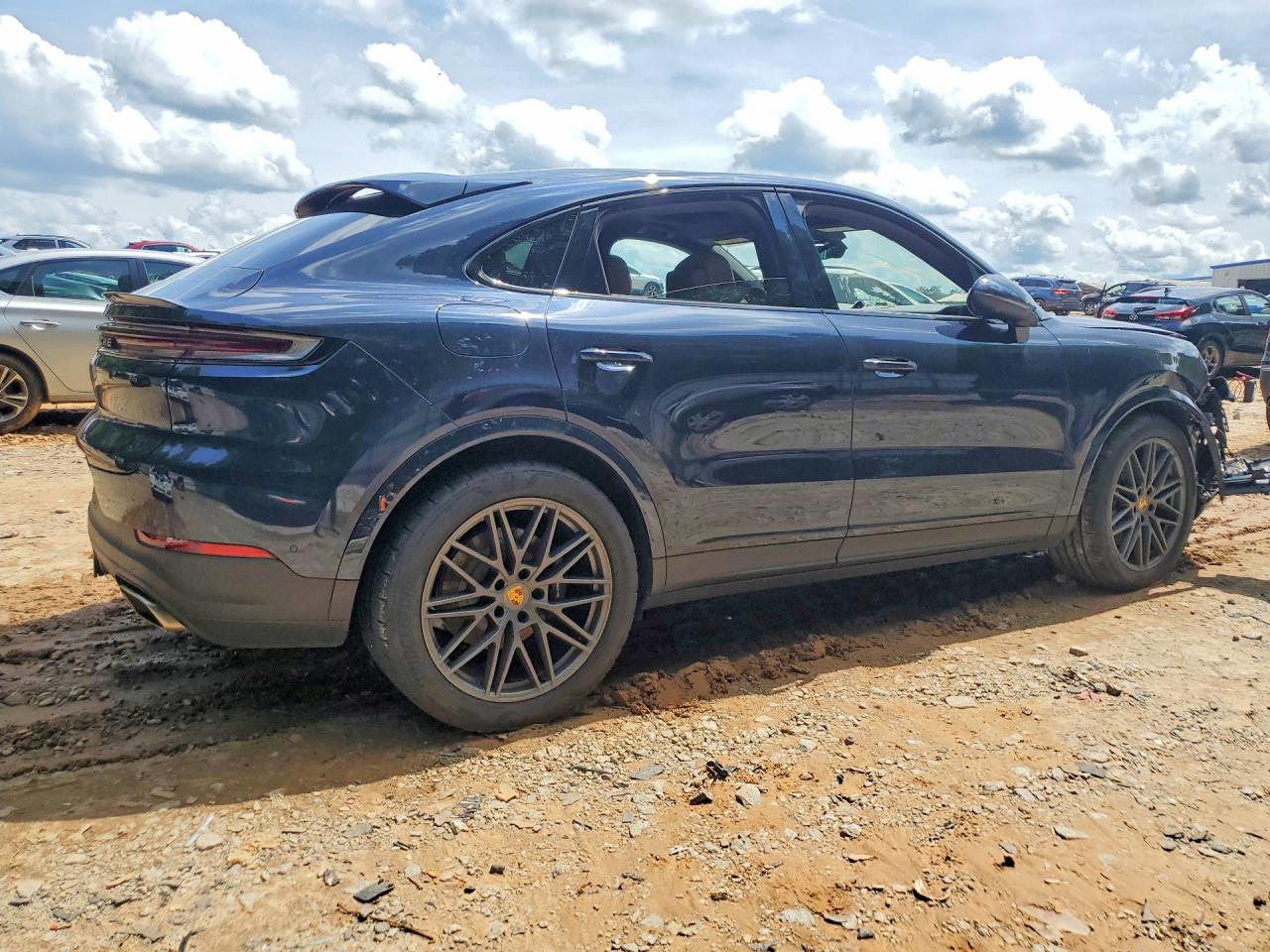 2024 PORSCHE CAYENNE Coupe