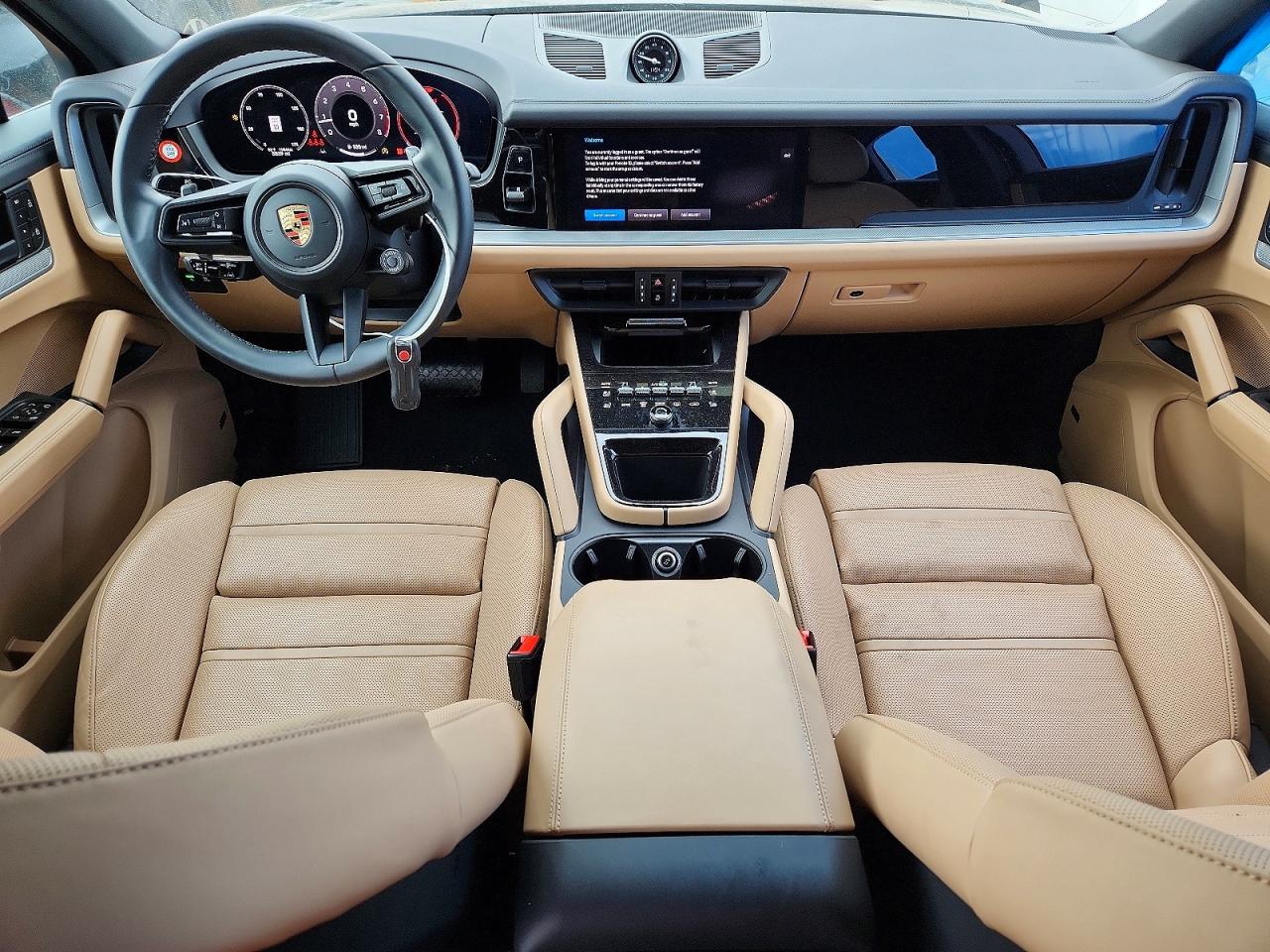2024 PORSCHE CAYENNE Coupe