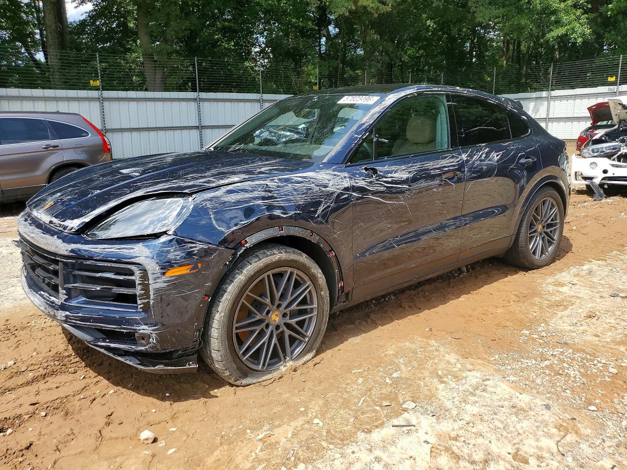 2024 PORSCHE CAYENNE Coupe