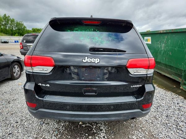 2017 JEEP GRAND CHEROKEE LAREDO 4X4