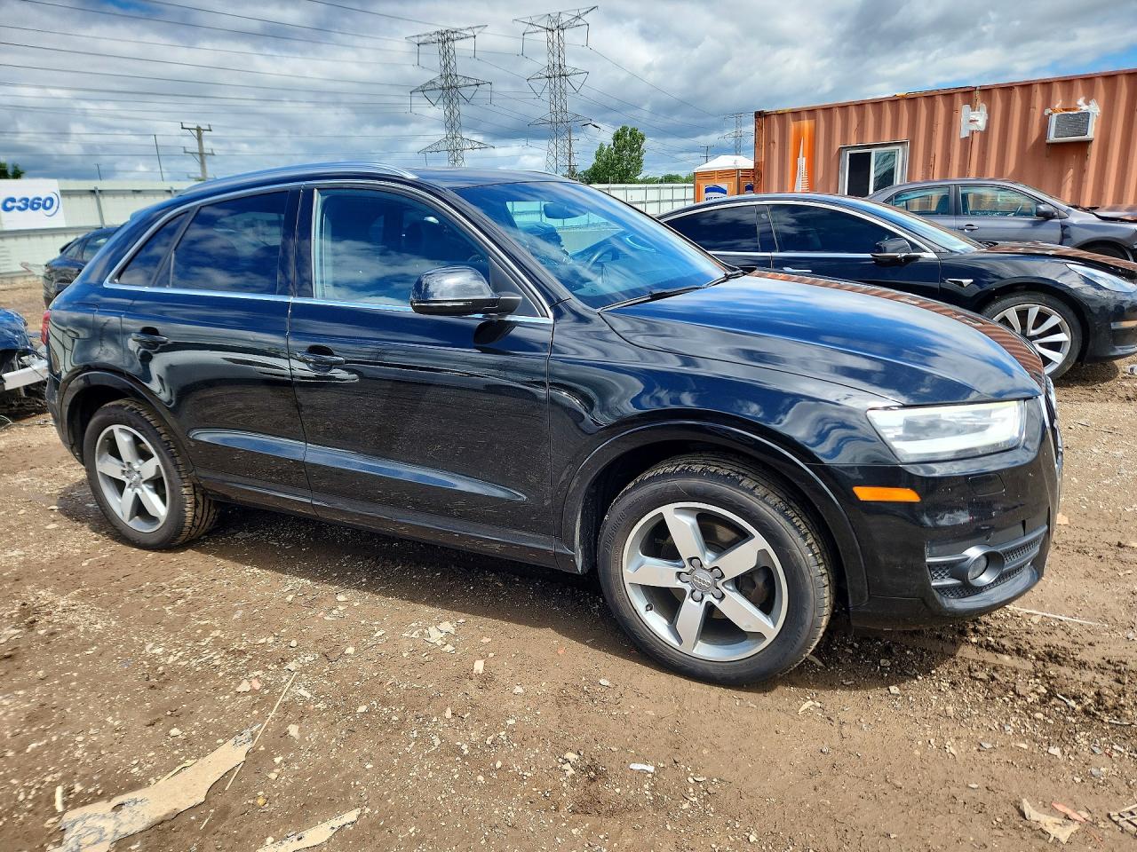 2015 AUDI Q3 quattro Premium Plus