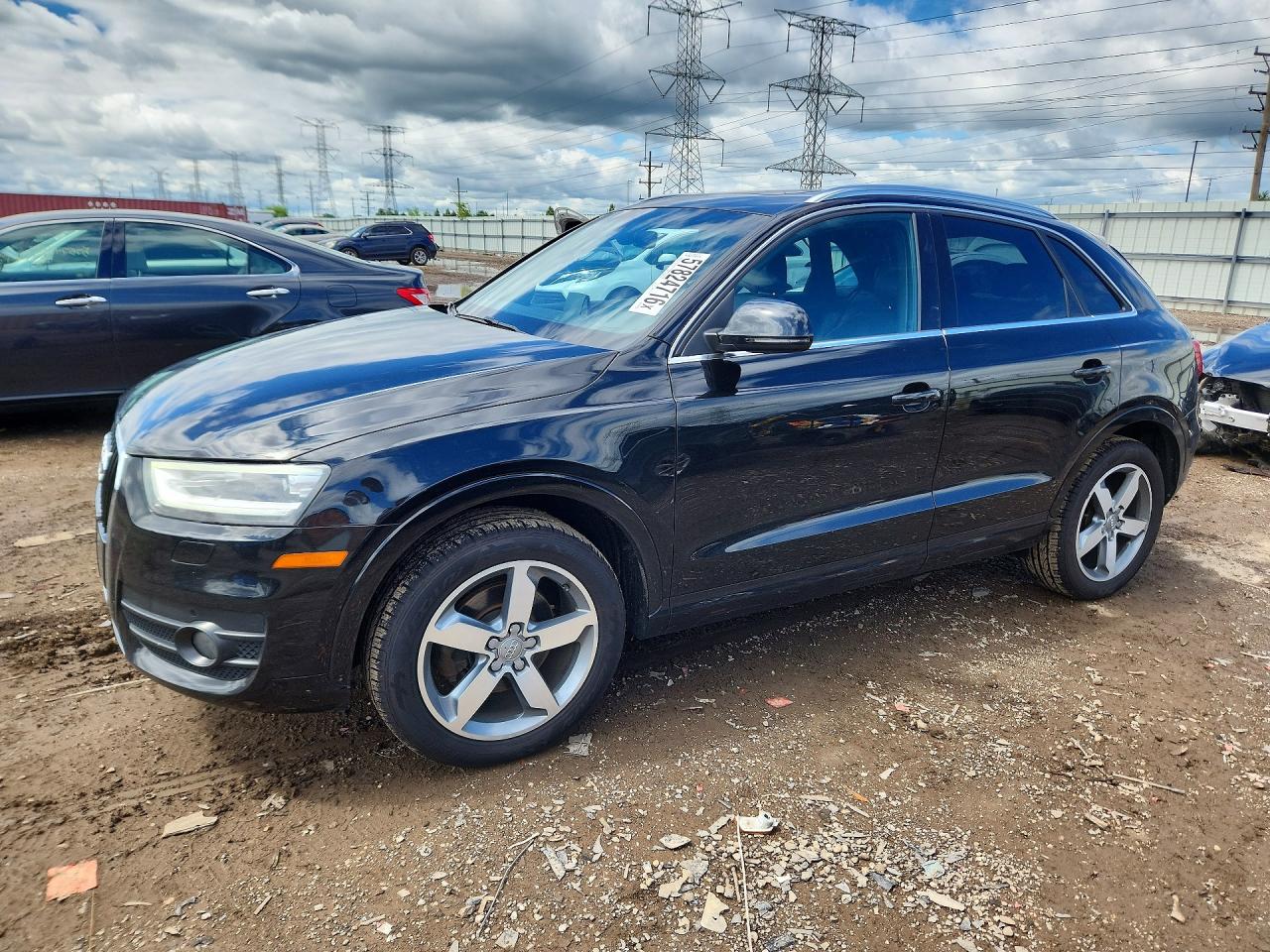 2015 AUDI Q3 quattro Premium Plus