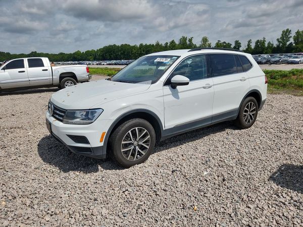 2021 VOLKSWAGEN TIGUAN — Front 3/4