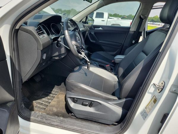 2021 VOLKSWAGEN TIGUAN — DENT