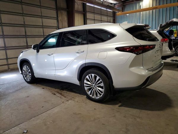 2025 TOYOTA HIGHLANDER