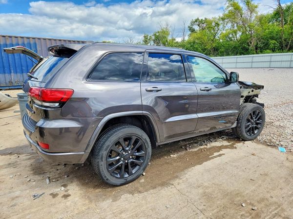 2018 JEEP GRAND CHEROKEE Laredo