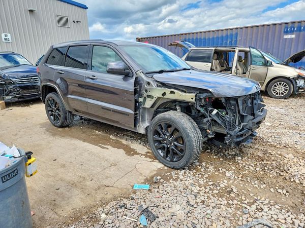 2018 JEEP GRAND CHEROKEE Laredo