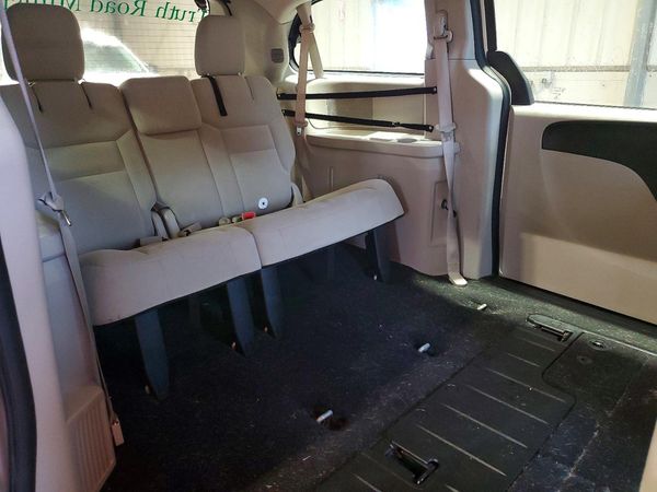 2015 DODGE GRAND CARAVAN SE