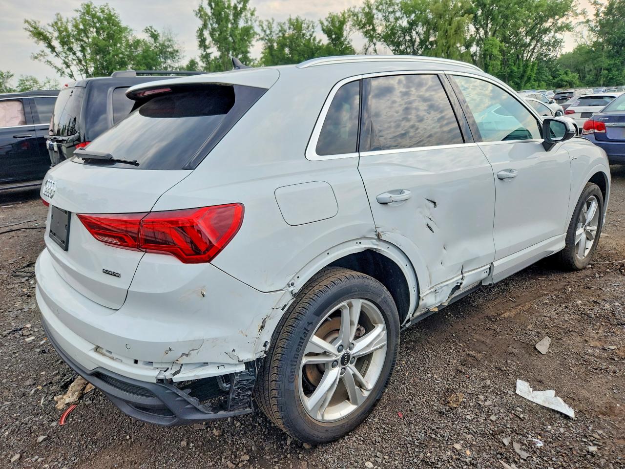 2024 AUDI Q3 S Line quattro Premium